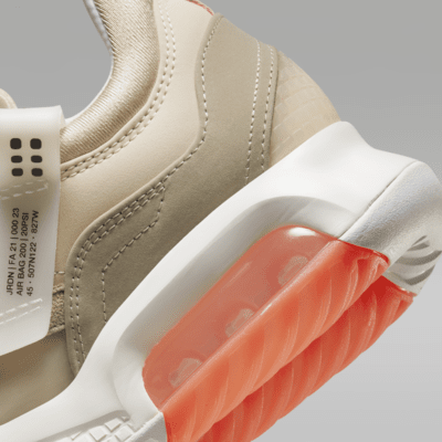 Jordan MA2 Women's Shoe. Nike CA